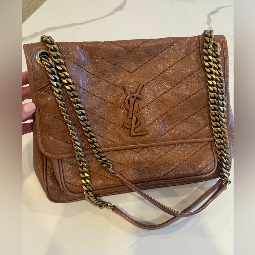 Saint Laurent Niki Medium in Vintage Leather, Light Caramel - Picture 2 of 14
